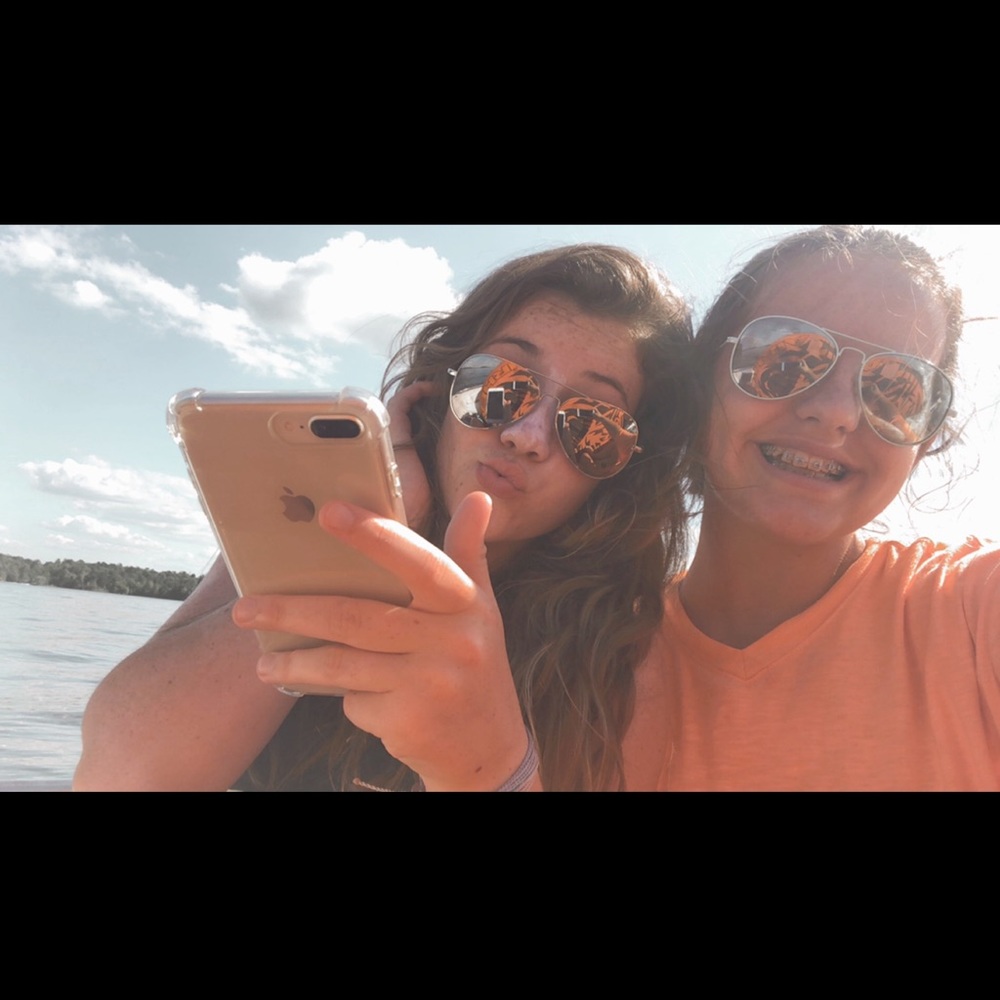 hi guys its kaitlyn here!!!